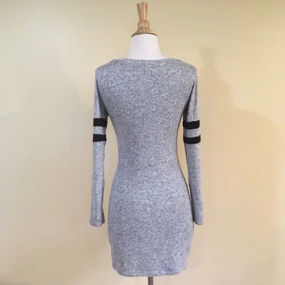 Stretch Knit Deep V Neck Long Sleeve Bodycon Sweater Dress - Picture 5 of 5